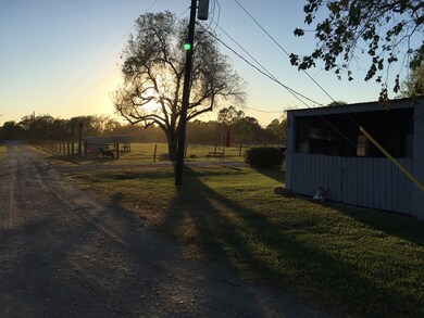 7031 Kamas Ln, Needville, TX 77461 - photo 7