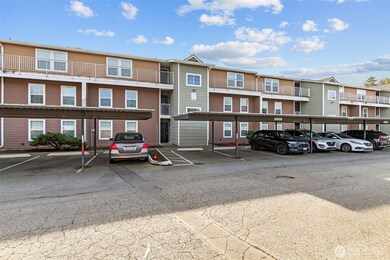 Holly 100 unit A208, Everett, WA 98204 - photo 2