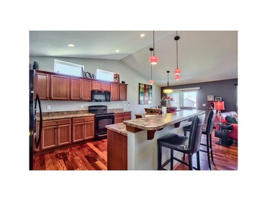 MAPLE CABINETRY