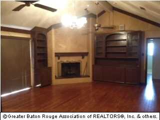 Beautiful hardwood floors in Living room