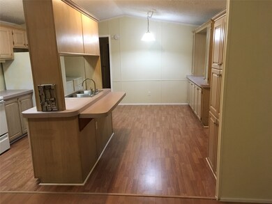 4625 Rhoda Ln, Needville, TX 77461 - photo 3