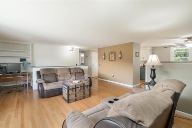 9 Meadowcrest Ln, Barre, VT 05641 - photo 3