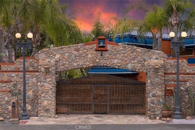 21830 Mulholland Dr, Woodland Hills, CA 91364 - photo 2