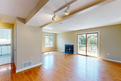 21 Autumn Ln, Amherst, MA 01002 - photo 6