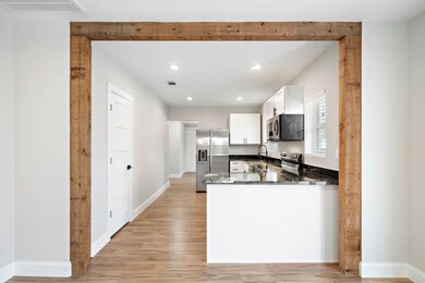 1823 Studewood St, Houston, TX 77008 - photo 4