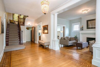 1621 Windsor Place, Louisville, KY 40204 - photo 6