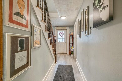 8 Myrtle St, Somersworth, NH 03878 - photo 4