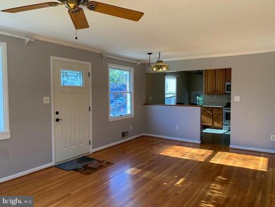 1040 Marleigh Cir, Towson, MD 21204 - photo 5