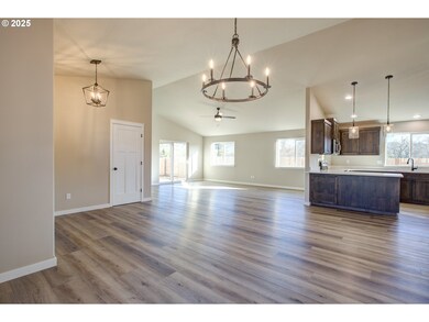Kitchen/Living Room