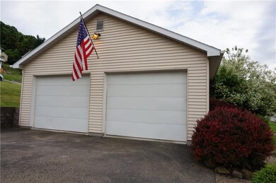 324 N 2nd St, West Newton, PA 15089 - photo 3