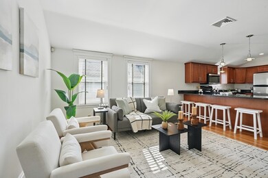 17 Seymour St unit 3, Roslindale, MA 02131 - photo 2