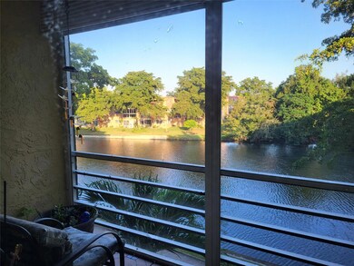 9070 Lime Bay Blvd unit 309, Tamarac, FL 33321 - photo 3