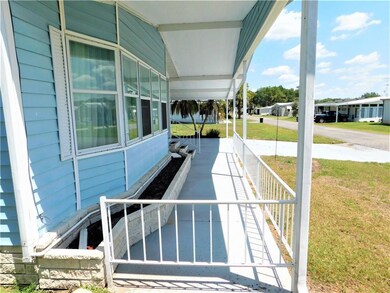 36913 Kiowa Ave, Zephyrhills, FL 33542 - photo 4