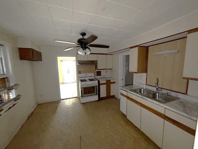 962 Oliver Ave, Aurora, IL 60506 - photo 6