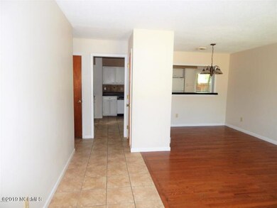 415 Cedar Ct, Jacksonville, NC 28546 - photo 4