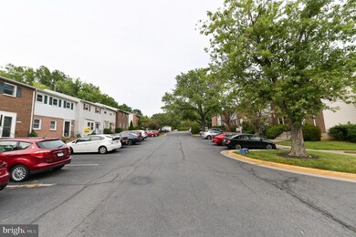 3038 Southern Elm Ct, Fairfax, VA 22031 - photo 2