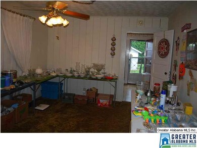 Den/ dining area