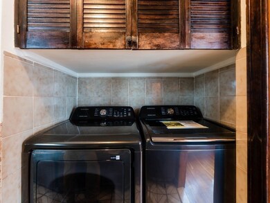 204 Washington St unit 2, Boston, MA 02109 - photo 4