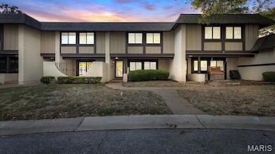 2617 Hampton Rd unit C, Saint Charles, MO 63303 - photo 2