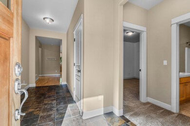 2024_08_30_61709_darla_place-12
