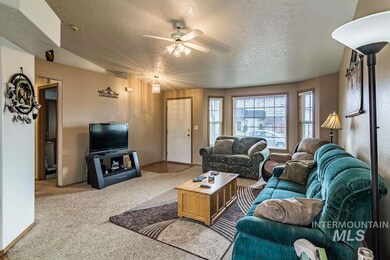 107 W Crestwood Dr, Nampa, ID 83686 - photo 5