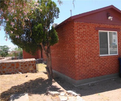 3400 Idalia Ave unit A & B, El Paso, TX 79930 - photo 3