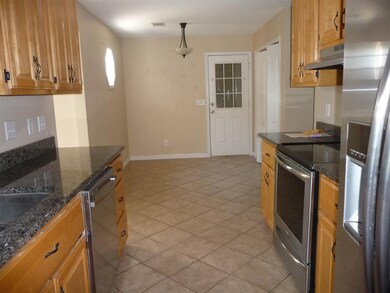 107 Luster Ct, Warner Robins, GA 31088 - photo 2