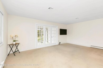 14 Ellsworth Ct, Red Bank, NJ 07701 - photo 5