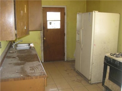 1132 Alaska St, El Paso, TX 79915 - photo 4