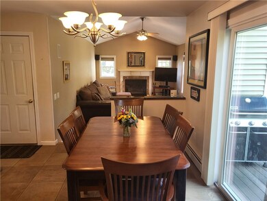 289 Mulberry Dr, Wakefield, RI 02879 - photo 5