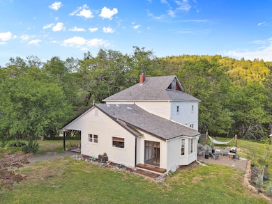 10115 Ramsey Rd, Gold Hill, OR 97525 - photo 7