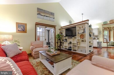 23246 Scotch Pine Ct, California, MD 20619 - photo 3