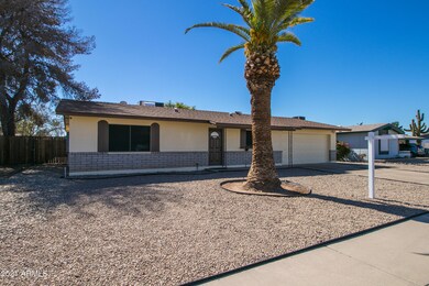 8015 W Montecito Ave, Phoenix, AZ 85033 - photo 2