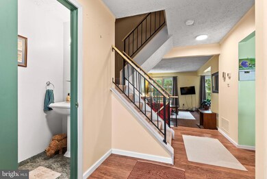 2114 Lang Dr, Crofton, MD 21114 - photo 4