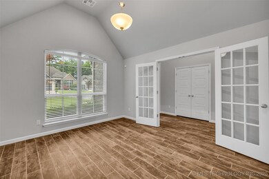 3000 W Edgewater St, Broken Arrow, OK 74012 - photo 5