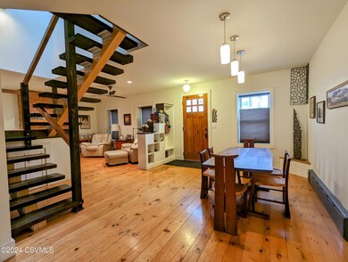 213 N 4th St, Lewisburg, PA 17837 - photo 5