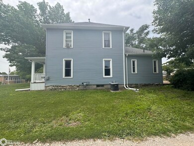 216 S Kossuth St, Osceola, IA 50213 - photo 4
