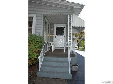 441 Evans St, North Tonawanda, NY 14120 - photo 3