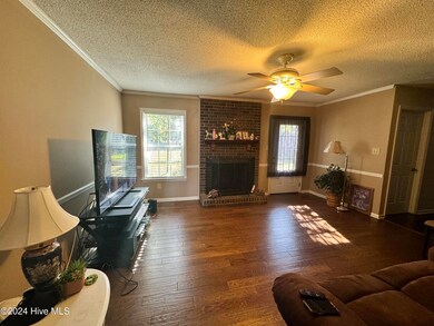 107 Plantation Blvd, Jacksonville, NC 28540 - photo 4