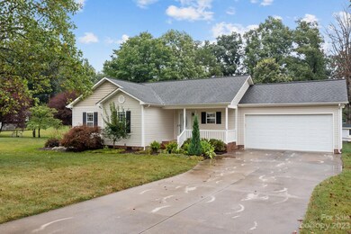 224 Swann Rd, Statesville, NC 28625 - photo 3