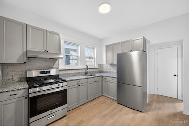 4412 Vine St, Cincinnati, OH 45217 - photo 7