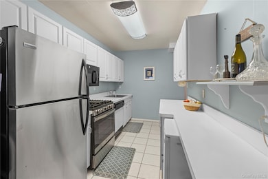 711 Shore Rd unit 3B, Long Beach, NY 11561 - photo 7