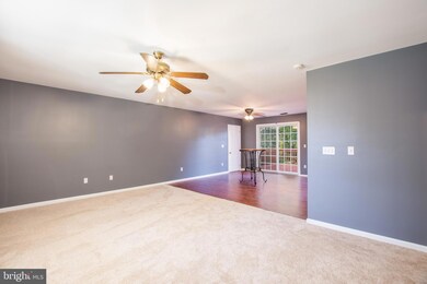 18 Lincoln St, New Castle, DE 19720 - photo 2