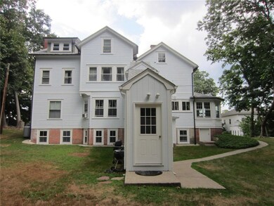 18 Payan St unit 2R, West Warwick, RI 02893 - photo 3