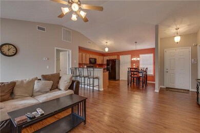 102 Swann Ln, Shelbyville, TN 37160 - photo 6