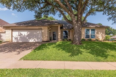 3100 Wildflower Ct, Bedford, TX 76021 - photo 2