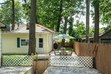 33 Glenmore St, Springfield, MA 01129 - photo 6