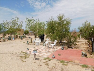 BACK COVERED PATIO
