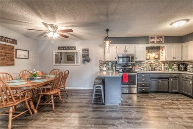 32760 W 371st St, Osawatomie, KS 66064 - photo 6