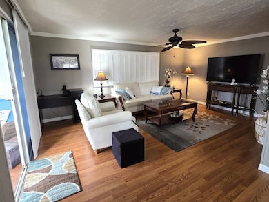 751 10th St E unit 307, Palmetto, FL 34221 - photo 3